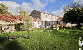 Maison 8 Pièces 245 m² à vendre à Pouillé (85570)