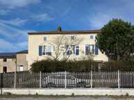 Maison ancienne pleine d'histoire du XVIII? siècle  265 m²  Terrain 3 945 m²  Grange, four à pain et chalet de jardin — photo 2