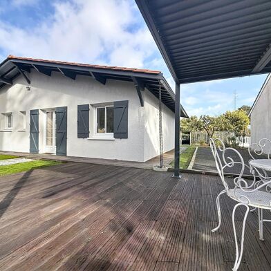 Maison 4 pièces 755600 €