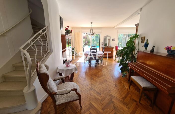 Maison 5p piscine grand jardin secteur Robert Boulin — photo 2