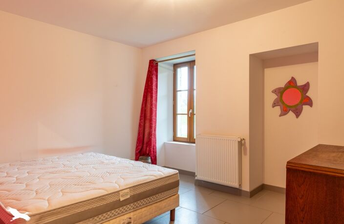 Maison en pierre de 6 pièces principales — photo 4