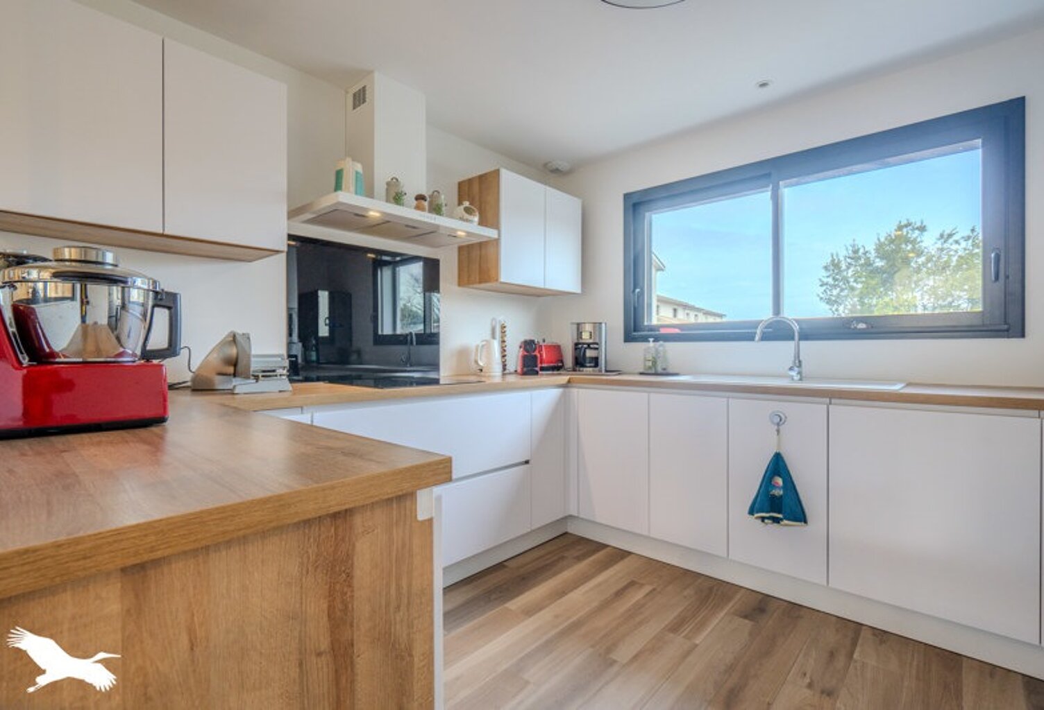 Contemporaine de 5 pièces principales — photo 1