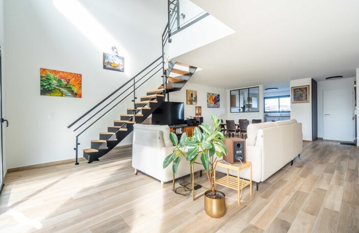 Contemporaine de 5 pièces principales — photo 3