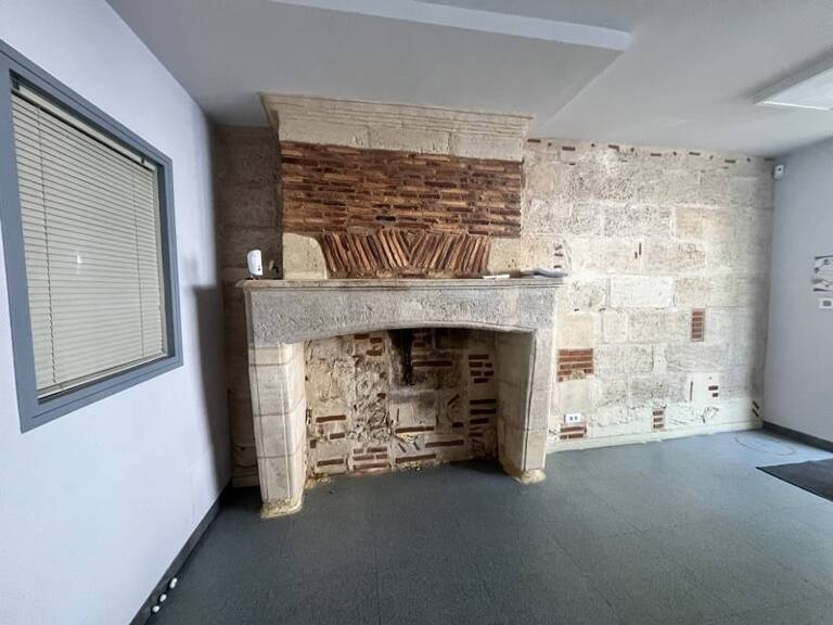 Immeuble   — photo 1
