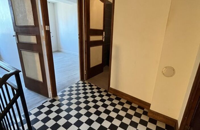 Maison de ville de 5 pièces principales — photo 4