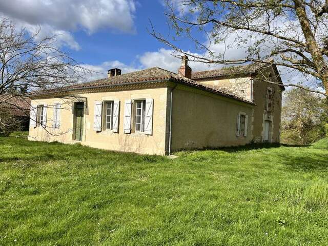 Ferme (tte) de 3 pièces principales — photo du bien