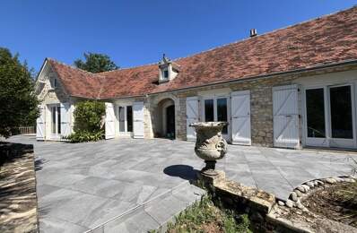 Maison en pierre de 6 pièces principales — photo du bien