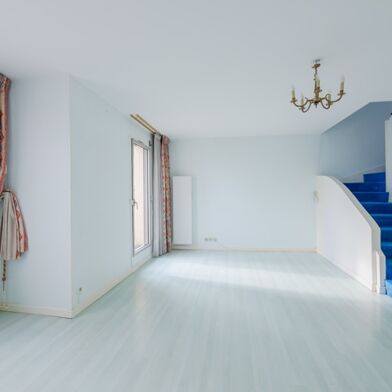 Appartement 6 pièces 326000 €