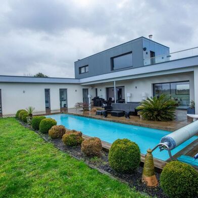 Maison 8 pièces 730800 €