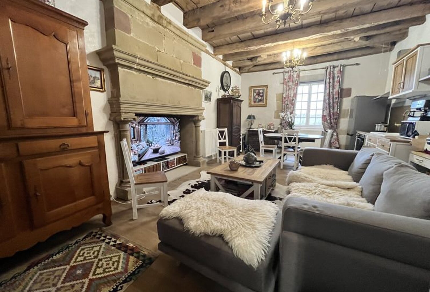 Duplex de 2 pièces principales — photo 1