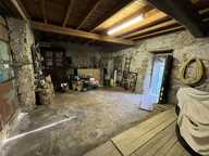 Maison en pierre de 8 pièces principales — photo 3