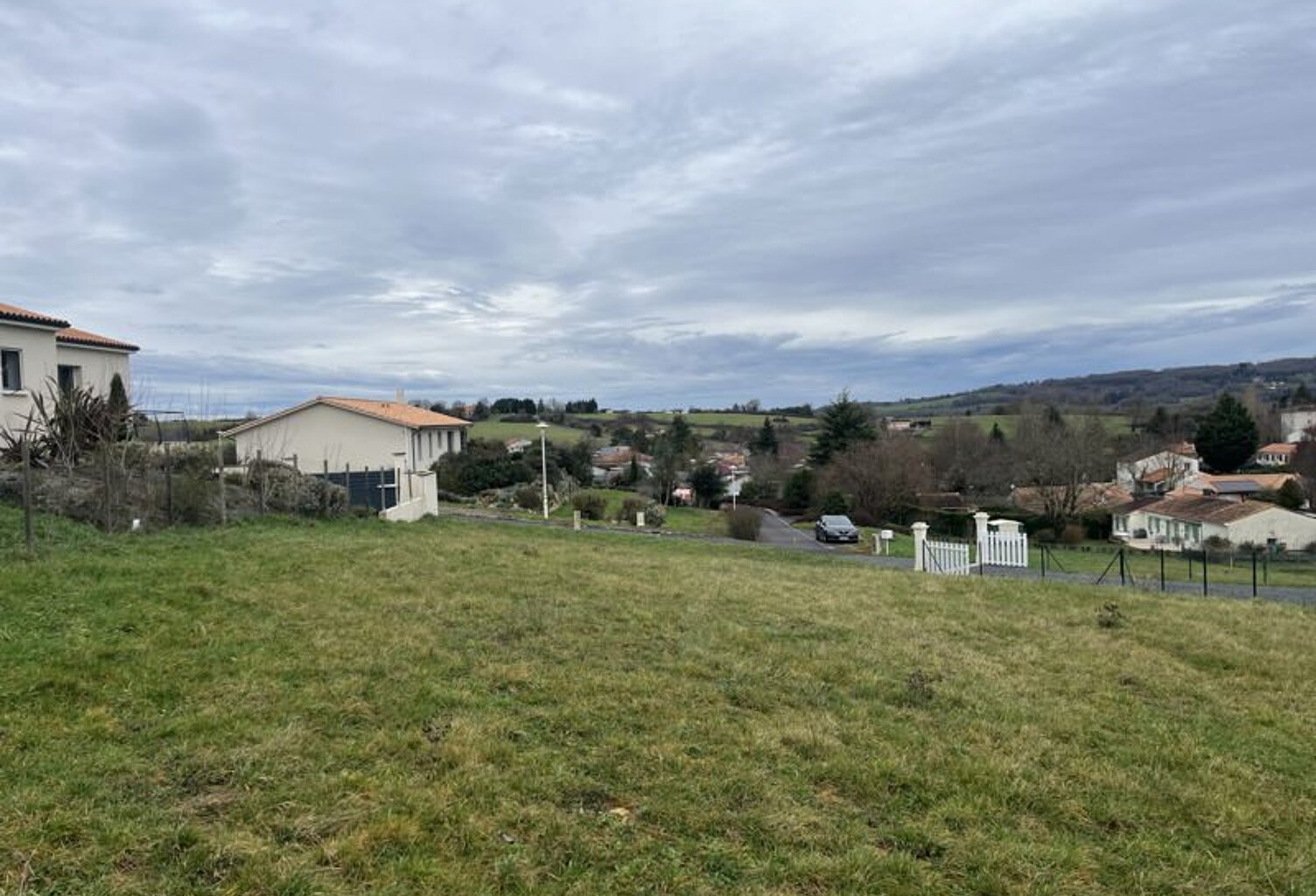 Terrain à bâtir de 0 pièces principales — photo 1