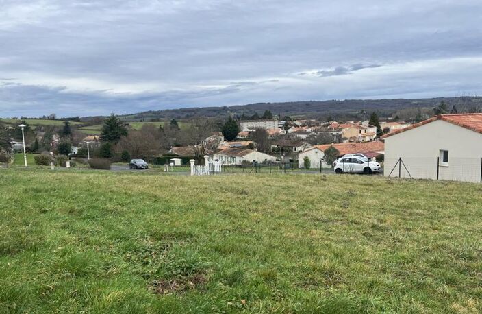 Terrain à bâtir de 0 pièces principales — photo 3