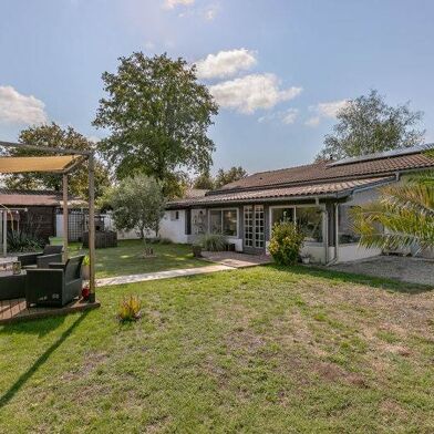 Maison 6 pièces 399900 €