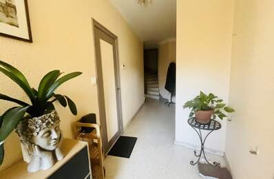 Maison de ville de 9 pièces principales — photo du bien