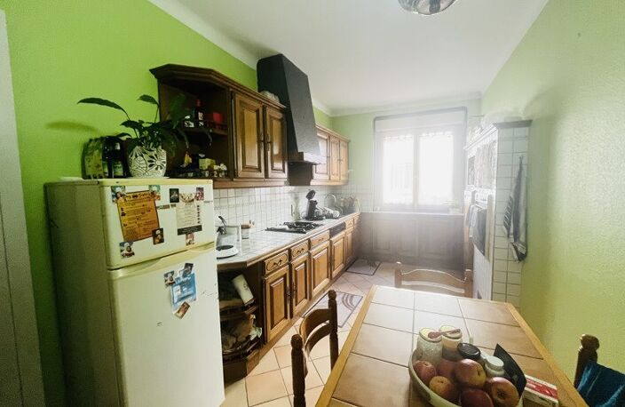 Maison de ville de 9 pièces principales — photo 3