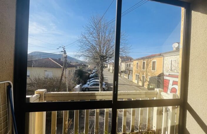 Maison de ville de 9 pièces principales — photo 4