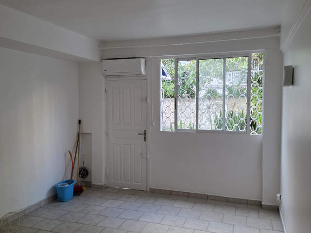 LES ABYMES DUGAZON APPARTEMENT T2 EN RDC SECURISE — photo du bien