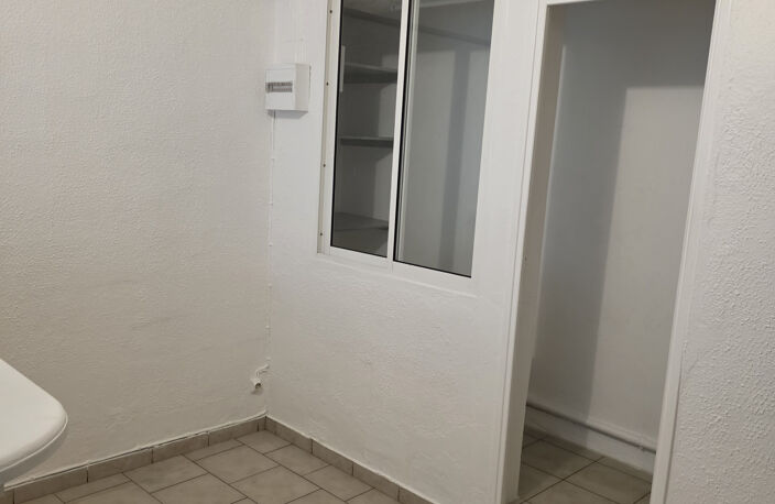 LES ABYMES DUGAZON APPARTEMENT T2 EN RDC SECURISE — photo 3
