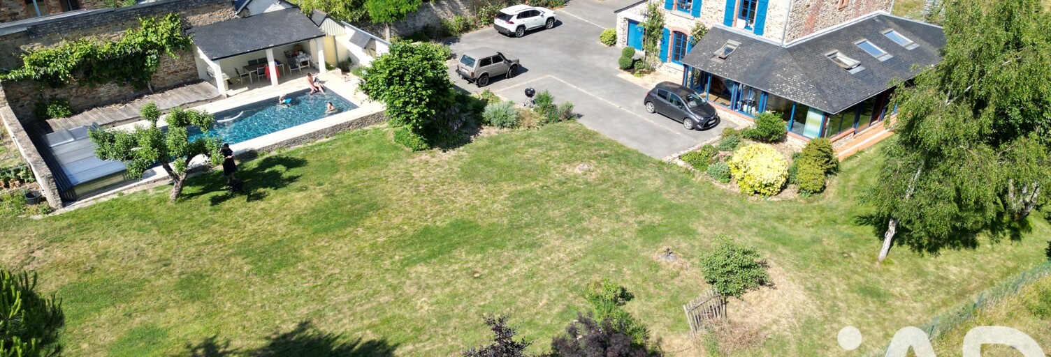 Maison 8 Pièces 230 m² à vendre à Tresbœuf (35320)