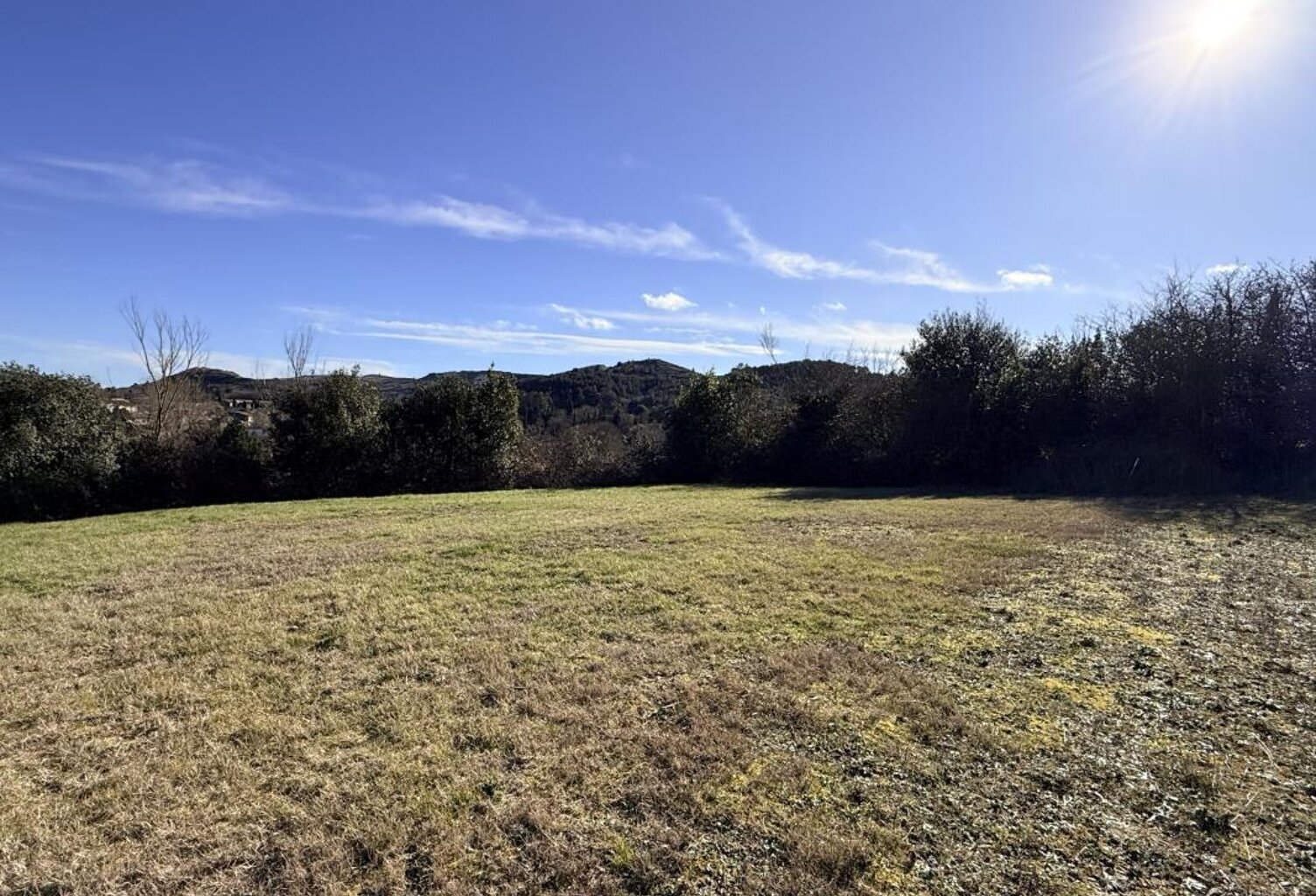 Terrain constructible - VILLENEUVE-LA-COMPTAL — photo 1