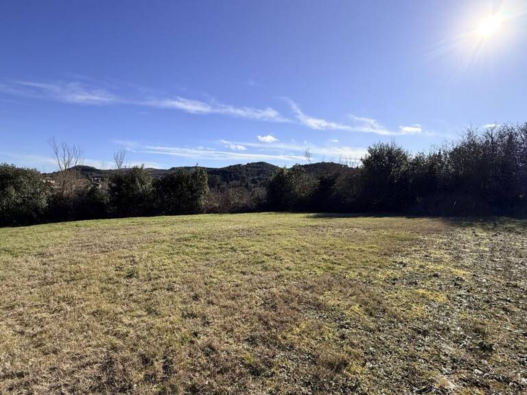 Terrain constructible - VILLENEUVE-LA-COMPTAL — photo 1