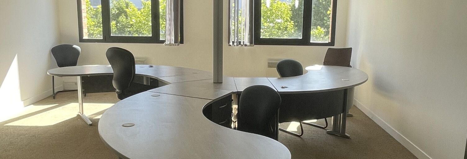 Bureau  47 m² à louer à Évry-Courcouronnes (91080)