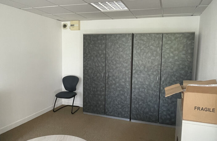 47 m2 EVRY- PARC ELYSEE — photo 4