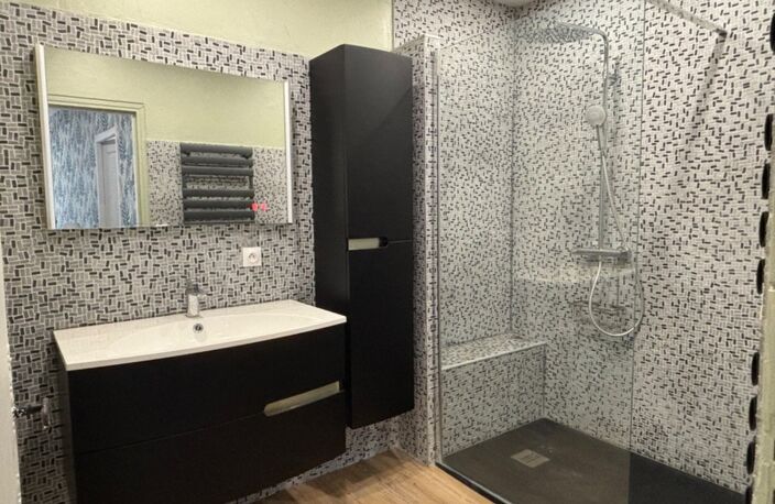 MAISON DE VILLAGE - 3 CHAMBRES - GARAGE - 130m2 — photo 5