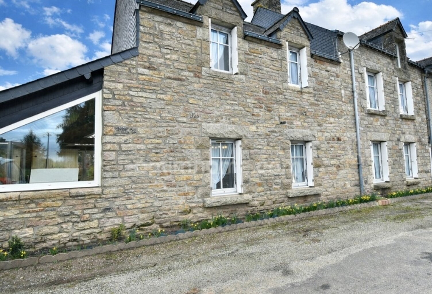jolie propriété de 5 chambres sur 1,14 hectares — photo 1