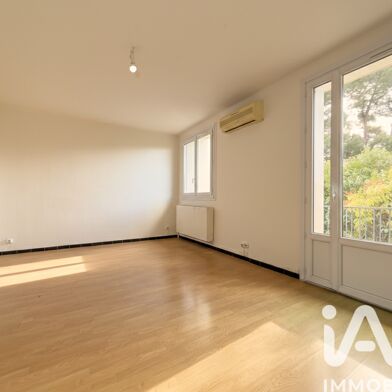 Appartement 4 pièces 220000 €