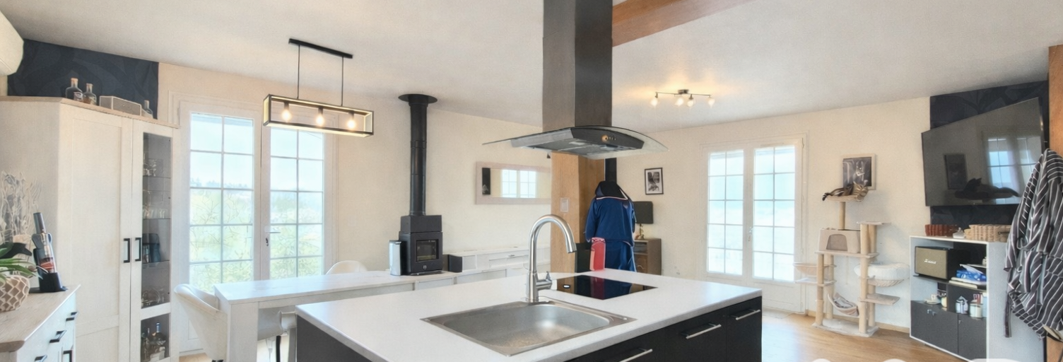 Maison 4 Pièces 135 m² à vendre à Varetz (19240)