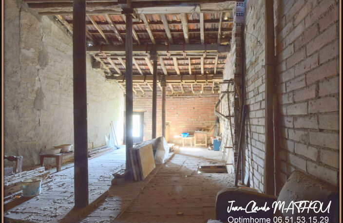 A vendre Maison 130 m2 à rénover sur un terrain constructible d'environ 700 m2 - 11320 — photo 2