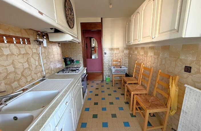 Appartement 4 pièces - 85,27 m2 -13013 Marseille - 170 000€ * — photo 3
