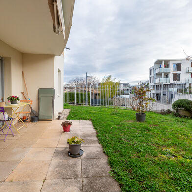 Appartement 4 pièces 254900 €