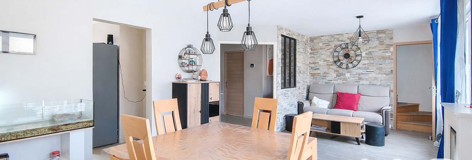 Maison 5 Pièces 97 m² à vendre à Vaugneray (69670)