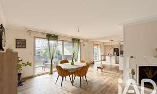 Maison 5 Pièces 126 m² à vendre à Saint-Jacques-de-la-Lande (35136)