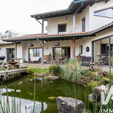 Maison 8 pièces 1790000 €