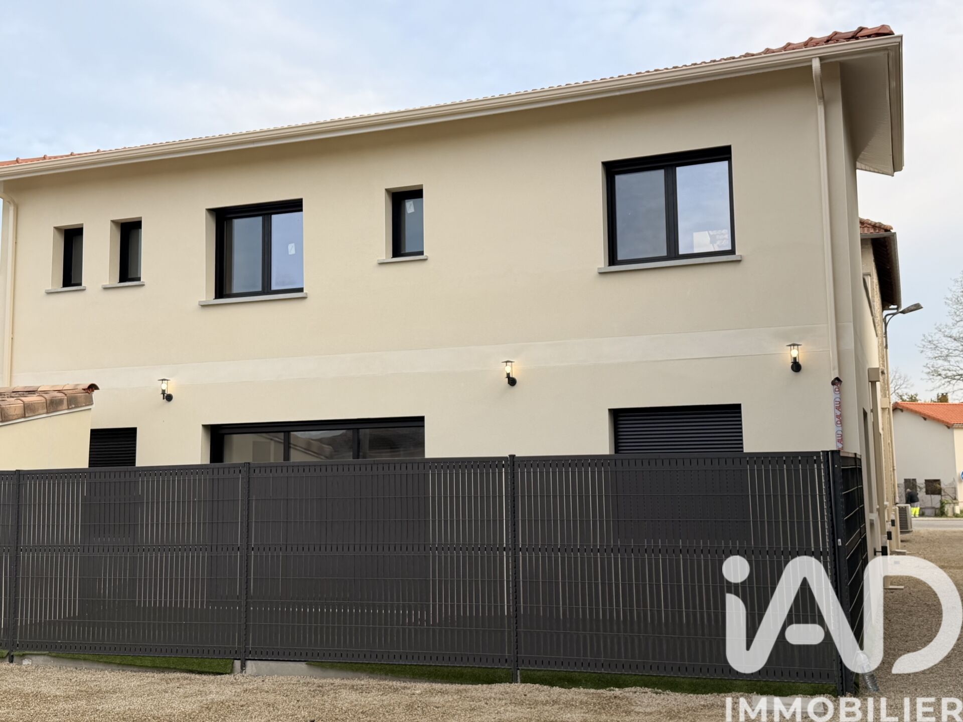 Vente Immeuble 400 m² - Photo 2