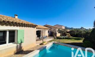 Maison 8 Pièces 230 m² à vendre à Aureille (13930)