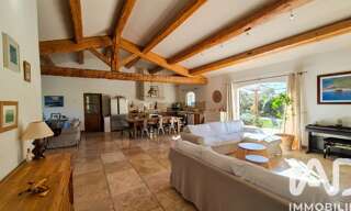 Maison 8 Pièces 230 m² à vendre à Aureille (13930)