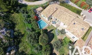 Maison 8 Pièces 230 m² à vendre à Aureille (13930)