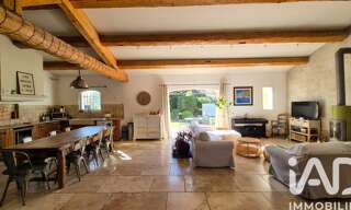 Maison 8 Pièces 230 m² à vendre à Aureille (13930)