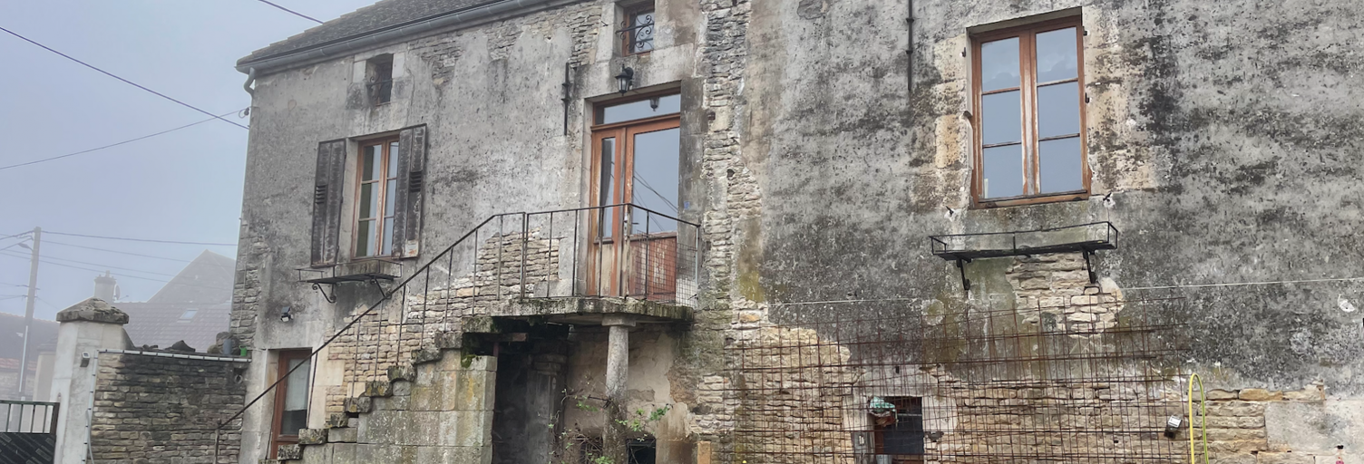 Maison 10 Pièces 220 m² à vendre à Arthonnay (89740)