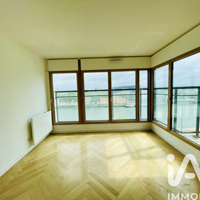 Appartement 3 pièces 2500 €