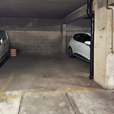 Garage  21000 €