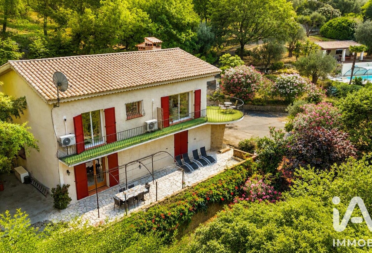 Vente Maison/villa 8 pièces — photo 1