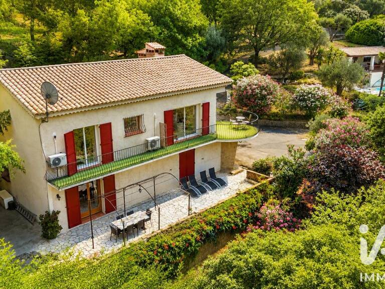 Vente Maison/villa 8 pièces — photo 1