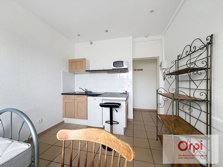 Appartement  studio meublé À Louer — photo 1