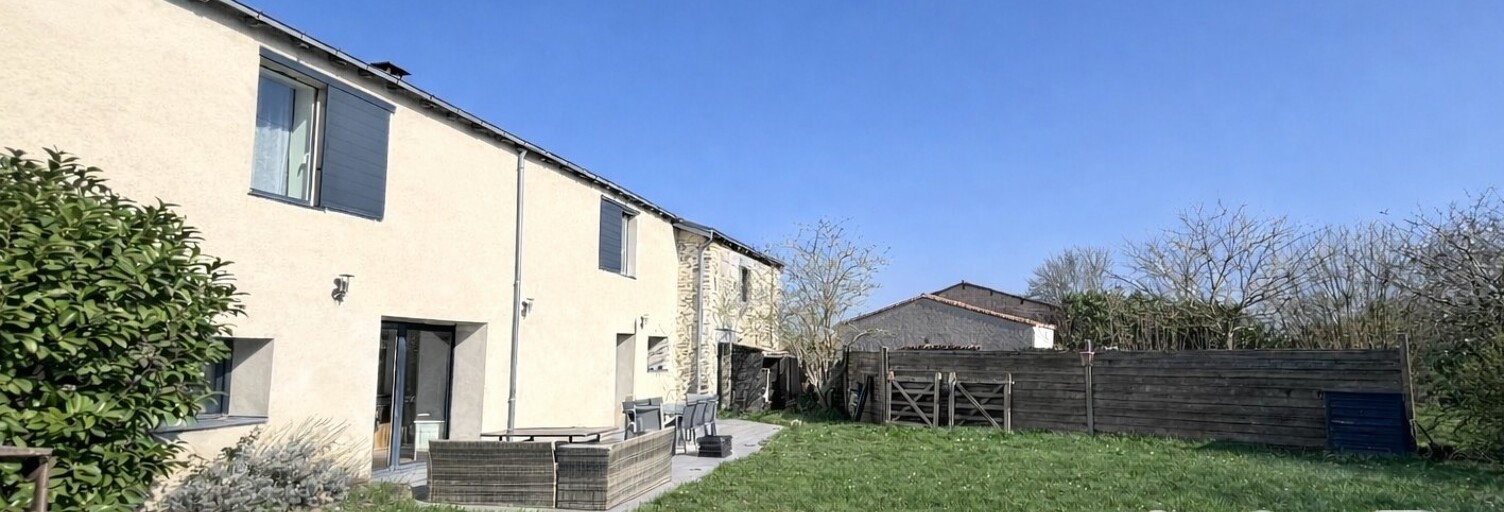 Maison 8 Pièces 245 m² à vendre à Basse-Goulaine (44115)